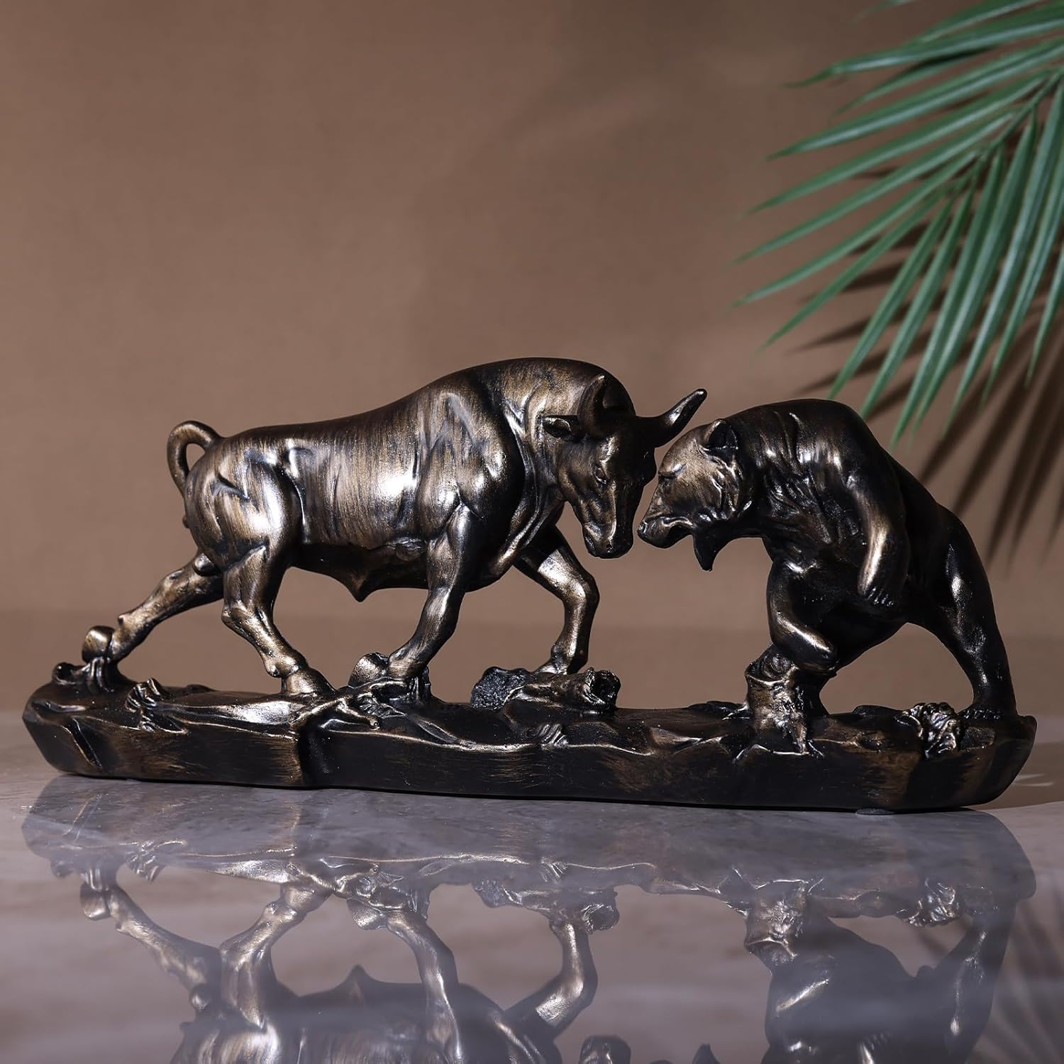 Wall Street Bull Statue Bull Market Bear Market Statue Stock Sculpture Office Desk Bookshelf Living Room Study Home Decor