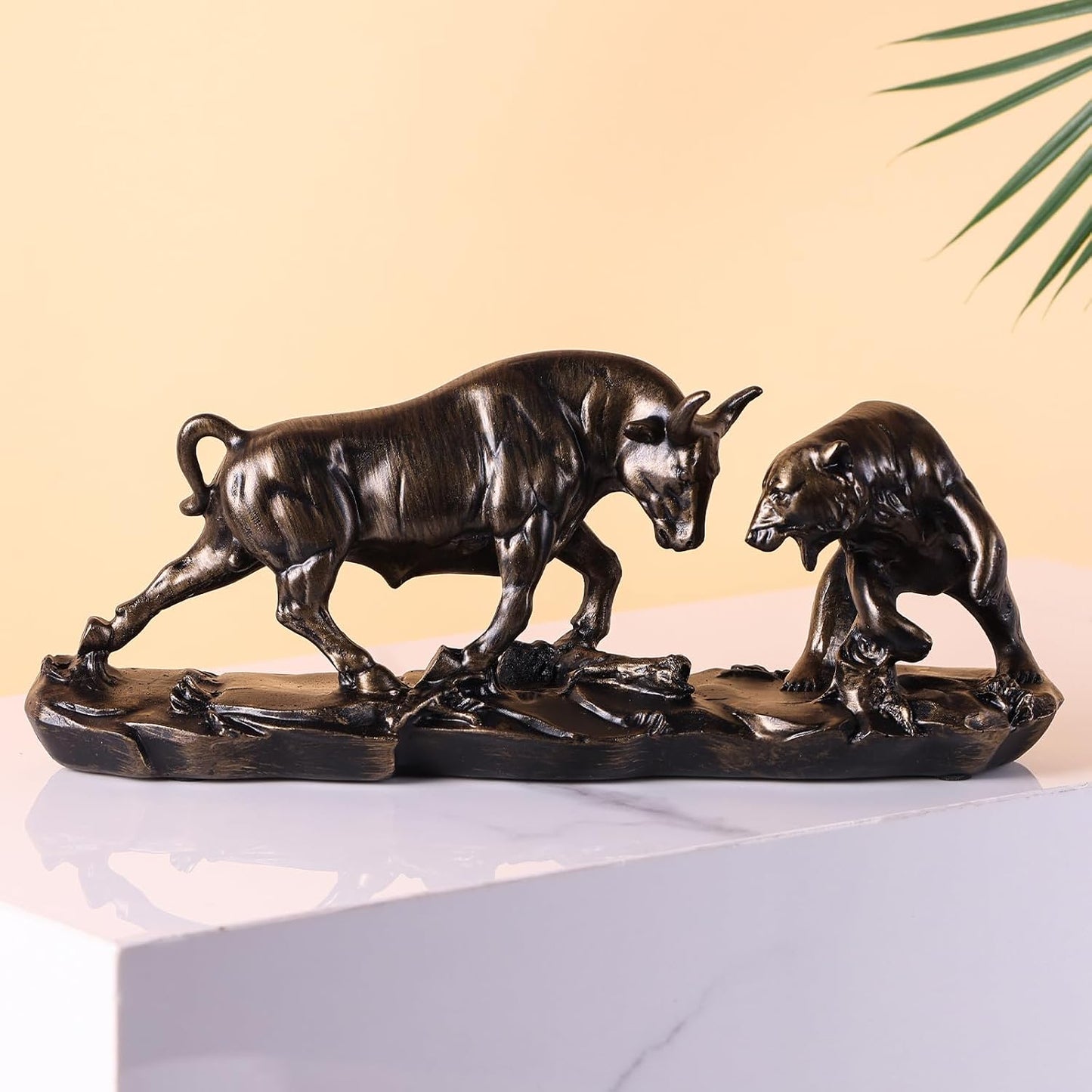 Wall Street Bull Statue Bull Market Bear Market Statue Stock Sculpture Office Desk Bookshelf Living Room Study Home Decor